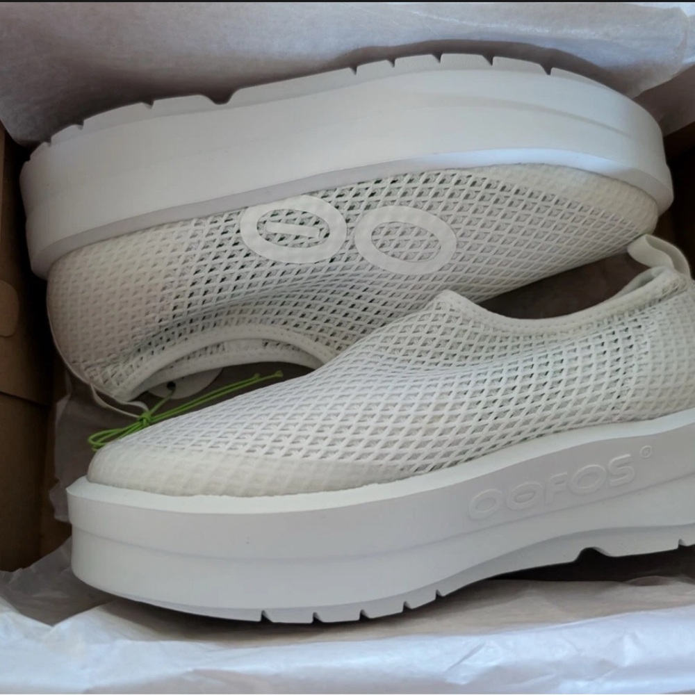 OOFOS Women's Mesh White Sneakers